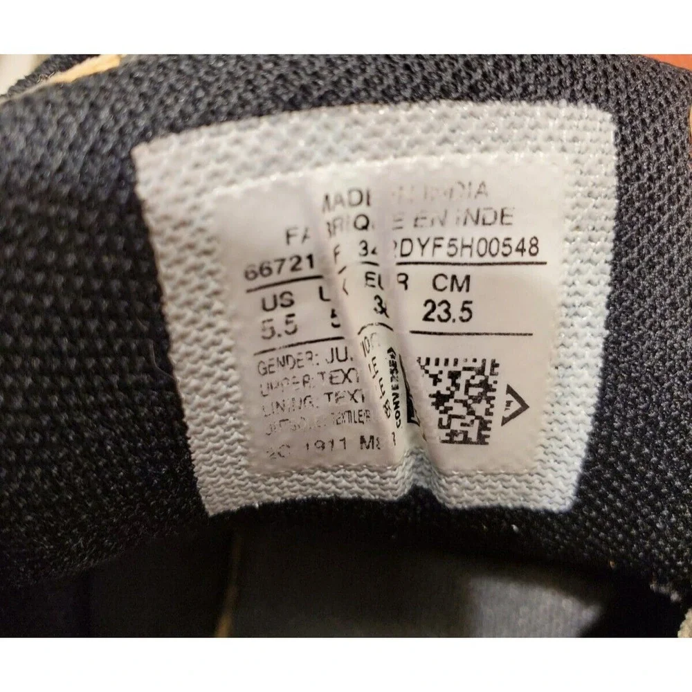 Converse CTAS Street Unisex Gender Junior Shoes Black Camo 667212F Size 5.5